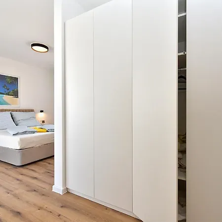 Villa Jlo 2 Mit 4 E-bikes Peroj