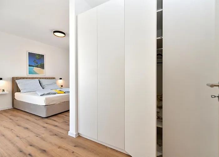 빌라 Jlo 2 Mit 4 E-bikes 페로이